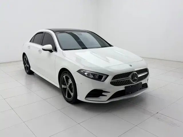 Mercedes-Benz A-Class — Фото автомобиля 3