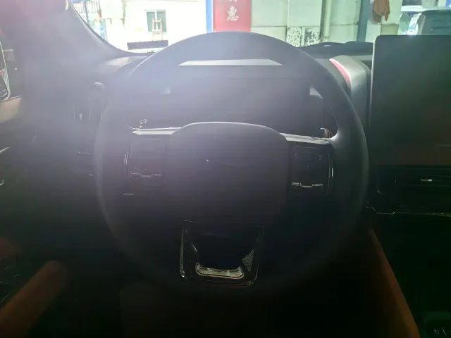 Haval H9 — Фото автомобиля 14