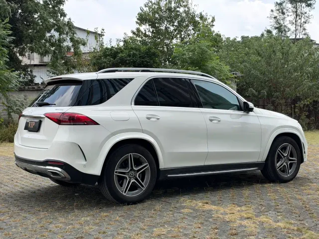 Mercedes-Benz GLE-Class — Фото автомобиля 4