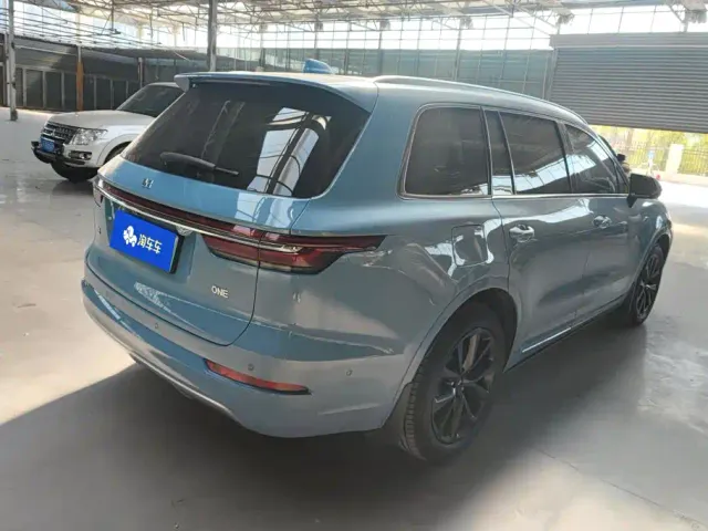Li Auto ONE — Фото автомобиля 3