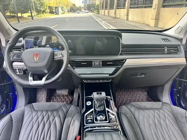 Hongqi HS5 — Фото автомобиля 5