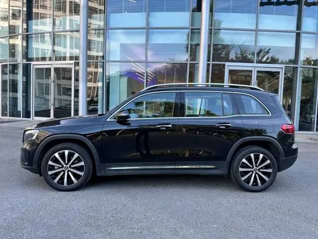 Mercedes-Benz GLB-Class — Фото автомобиля 3