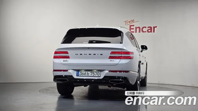 Фотография автомобиля — Genesis GV80 2.5T Бензин AWD