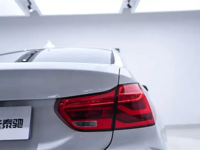 BMW 1 Series — Фото автомобиля 10