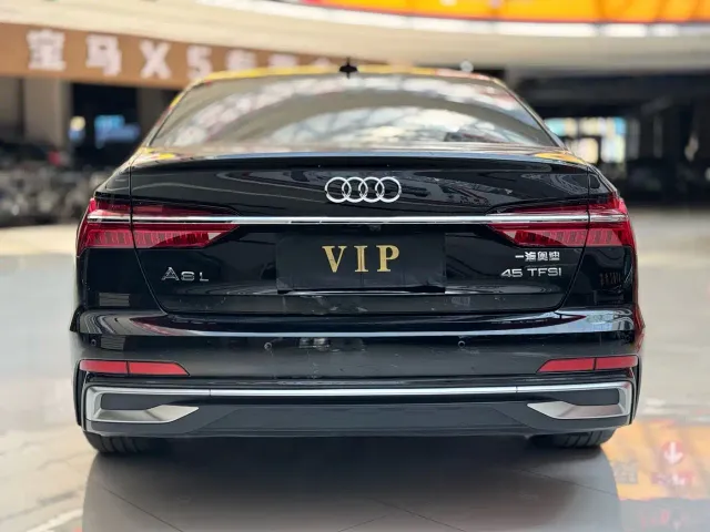 Audi A6L — Фото автомобиля 8