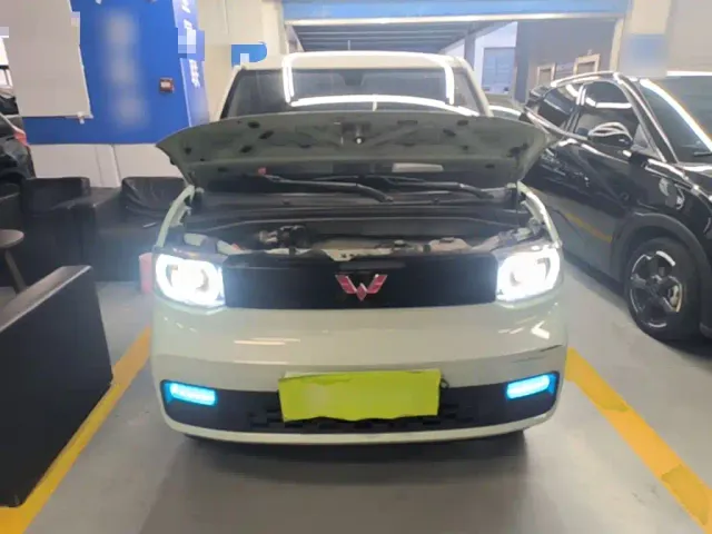 Wuling Hongguang Mini EV — Фото автомобиля 19