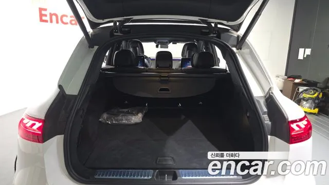 Mercedes-Benz EQS — Фото автомобиля 30