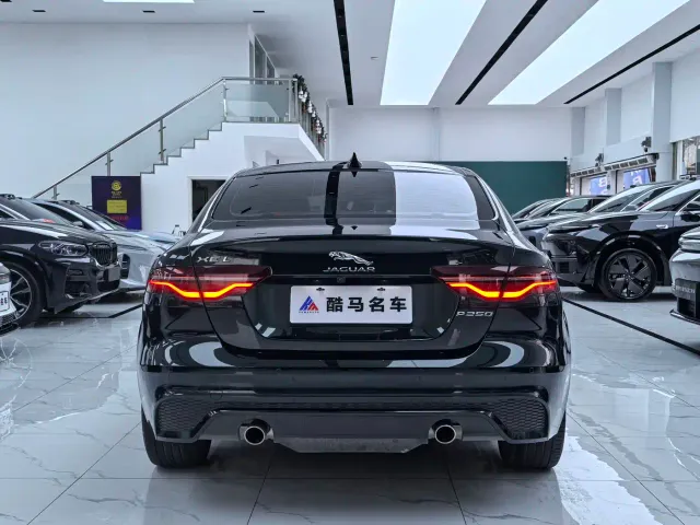 Jaguar XEL — Фото автомобиля 14