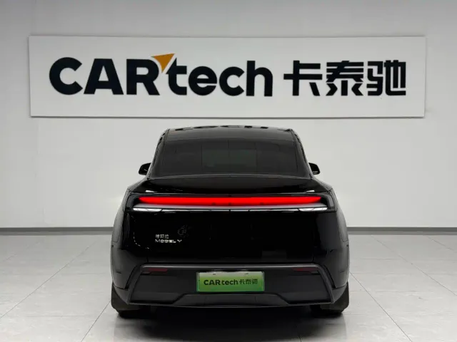 Tesla Model Y — Фото автомобиля 3