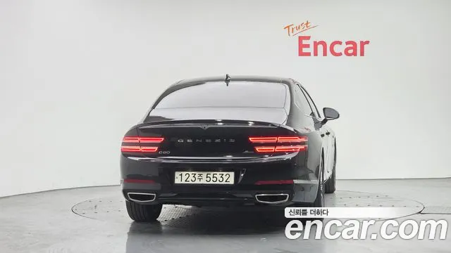 Genesis G80 Бензин 2.5 турбо AWD — Фото автомобиля 4