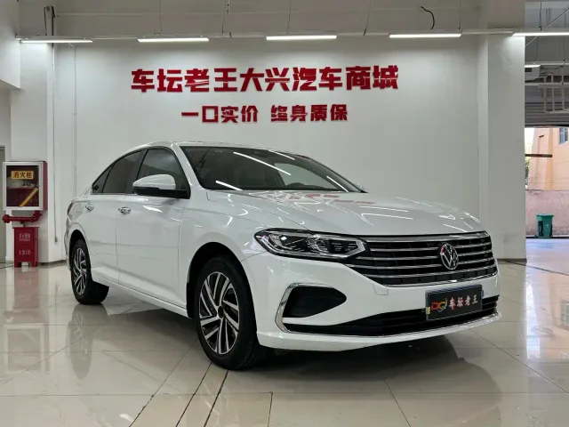 Volkswagen Lavida — Фото автомобиля 3
