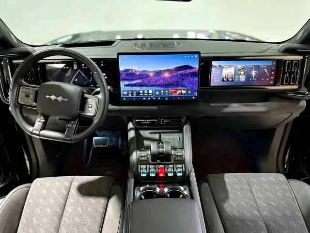 BYD FangChengBao Leopard 5 — Фото автомобиля 5
