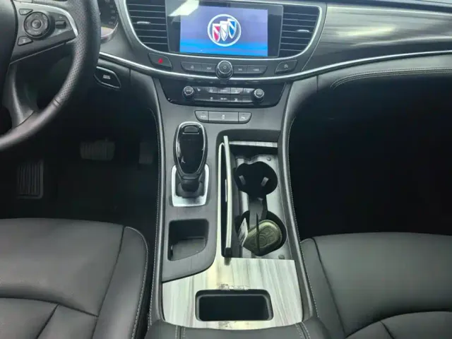 Buick LaCrosse — Фото автомобиля 16