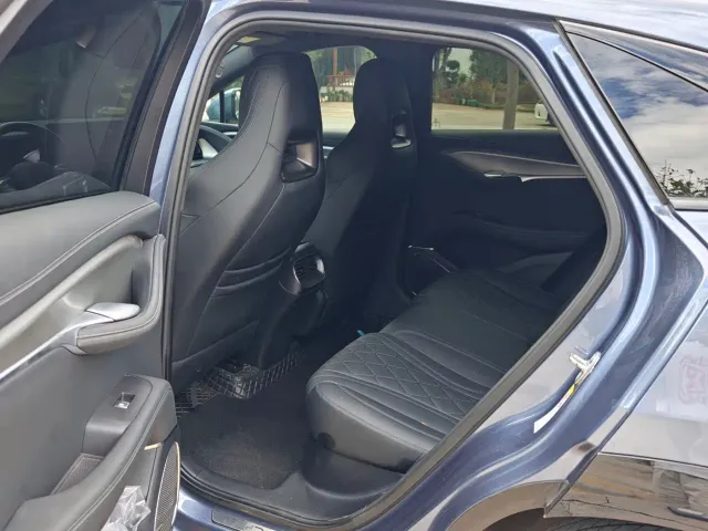 BYD Sealion 07 EV — Фото автомобиля 10