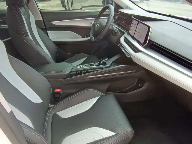 Geely Binrui — Фото автомобиля 6