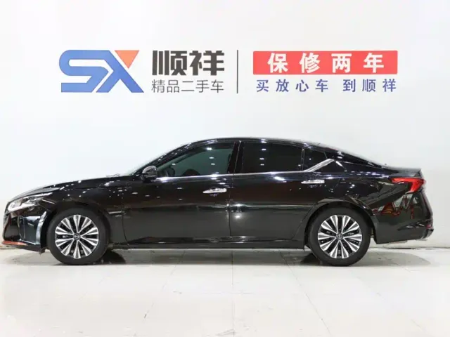 Nissan Teana — Фото автомобиля 6