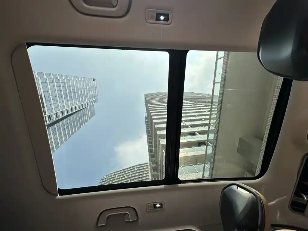 Geely Boyue L 2023 1.5TD DCT Premium — Фото автомобиля 13