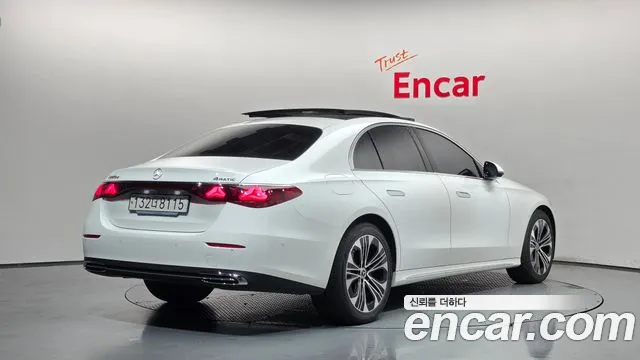 Mercedes-Benz E-Class W214 — Фото автомобиля 2