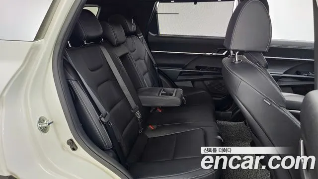 KG_Mobility_Ssangyong Torres Torres Бензин 1.5 2WD — Фото автомобиля 12
