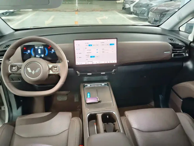 Wuling Starlight 730 — Фото автомобиля 15