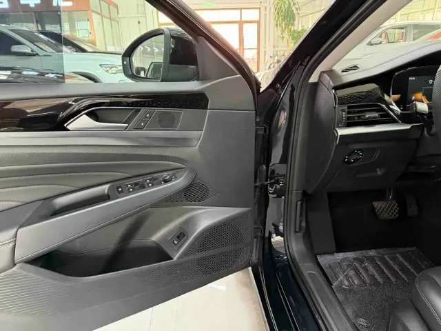 Volkswagen Passat 2022 280TSI Elite Edition — Фото автомобиля 9