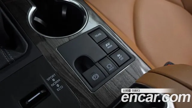 Toyota Highlander — Фото автомобиля 27