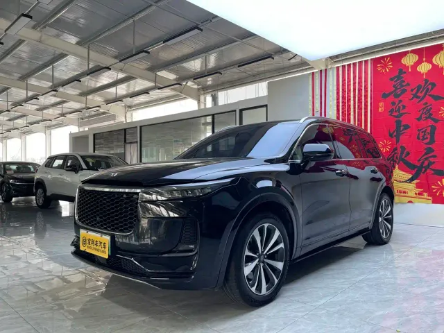 Фотография автомобиля — Li Auto ONE