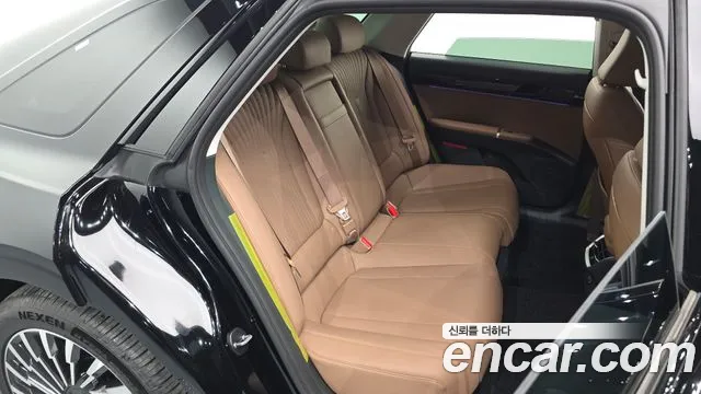 Hyundai Grandeur GN7 — Фото автомобиля 18