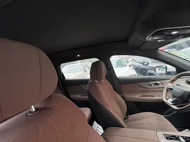 Chery Tiggo 8 PLUS — Фото автомобиля 16