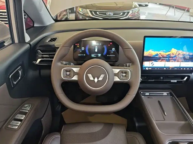Wuling Starlight 730 — Фото автомобиля 10