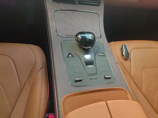 BYD Han — Фото автомобиля 13