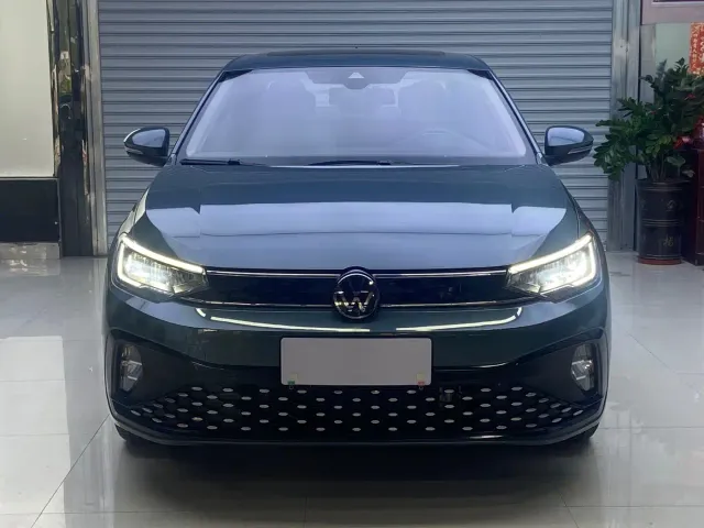 Volkswagen Lavida — Фото автомобиля 2
