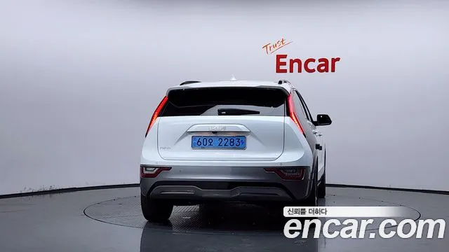 Kia Niro Niro (New) — Фото автомобиля 4