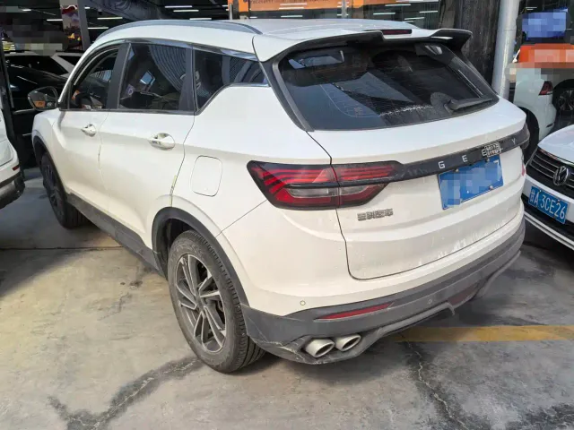 Geely Binyue — Фото автомобиля 3