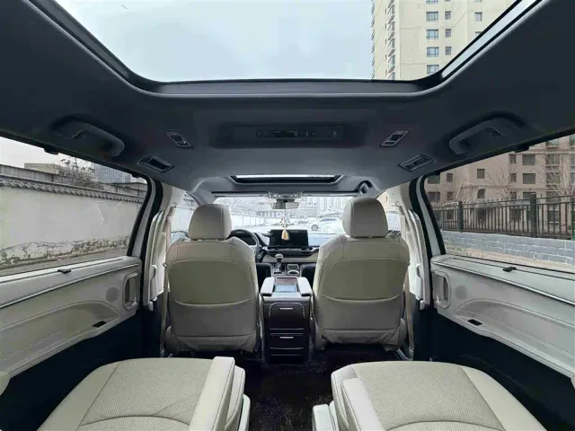 Toyota Granvia — Фото автомобиля 8