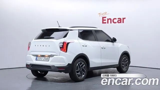 Фотография автомобиля — KG_Mobility_Ssangyong TIBOLI