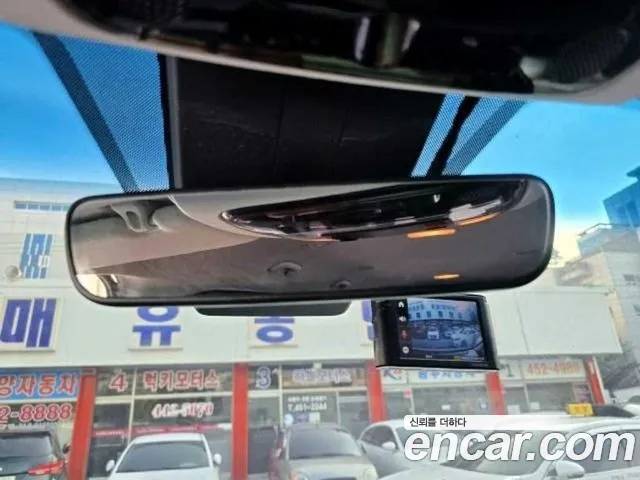 Hyundai Staria — Фото автомобиля 16
