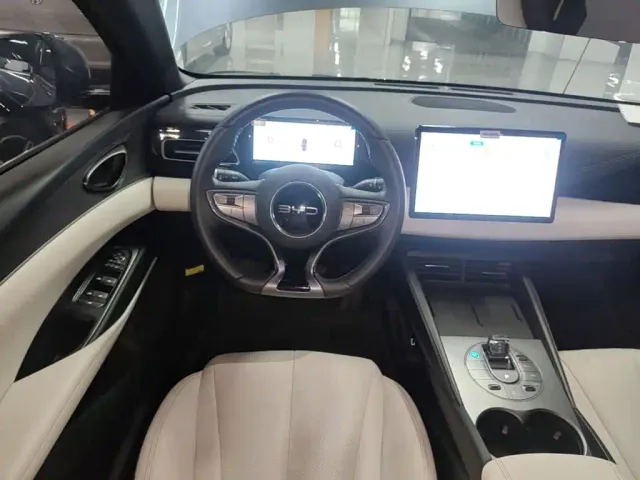 BYD Seal 06 — Фото автомобиля 10