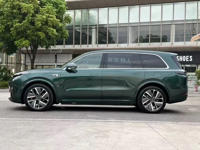Li Auto L9 — Фото автомобиля 6