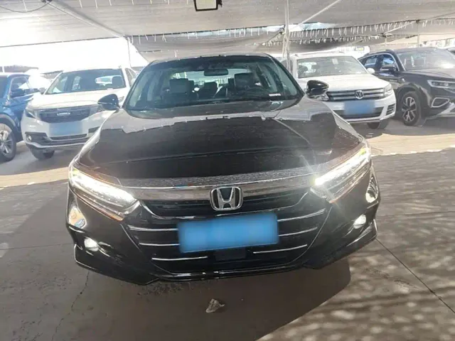 Honda Accord — Фото автомобиля 2