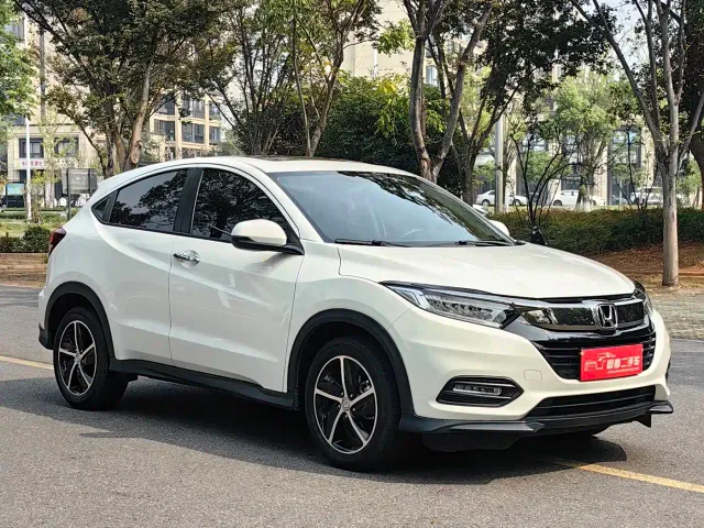 Honda Vezel — Фото автомобиля 3
