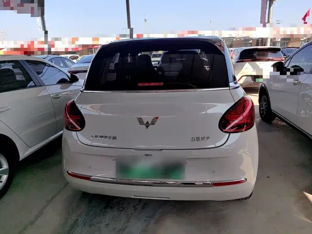 Wuling Bingo — Фото автомобиля 5