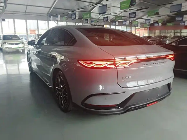BYD Han — Фото автомобиля 4