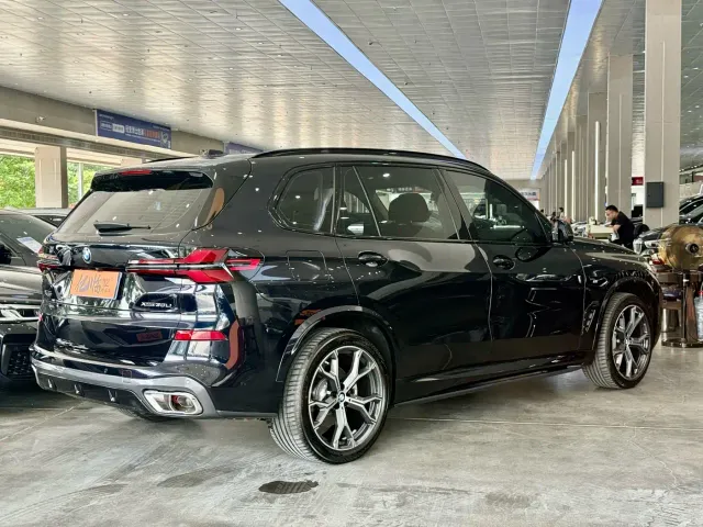 BMW X5 — Фото автомобиля 17
