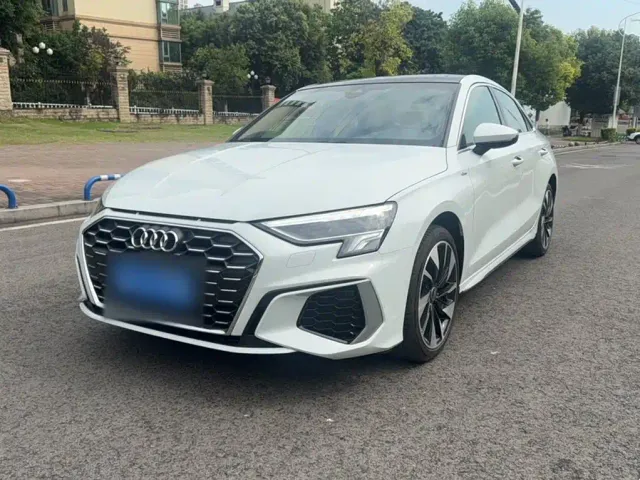 Фотография автомобиля — Audi A3