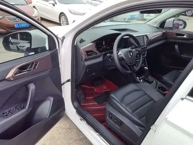 Volkswagen Tharu — Фото автомобиля 15