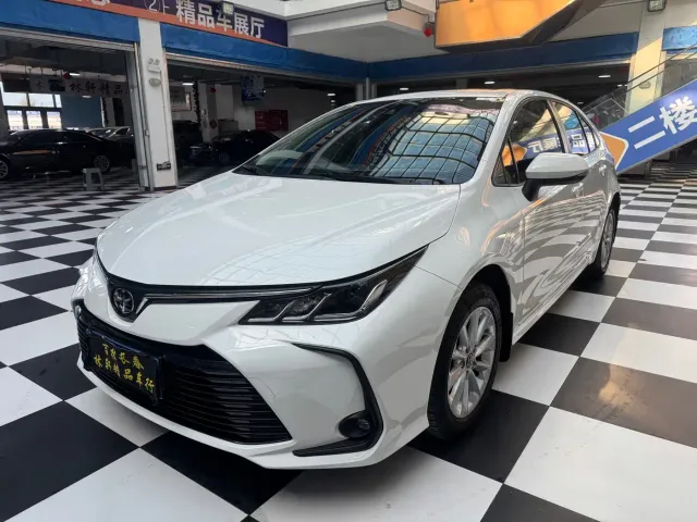 Toyota Corolla — Фото автомобиля 3