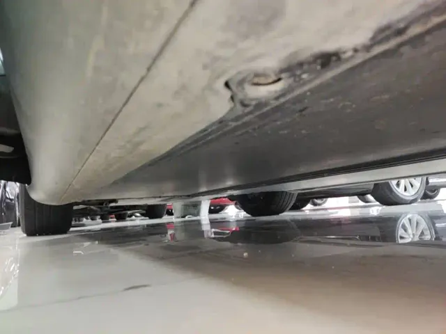 Tesla Model Y — Фото автомобиля 21