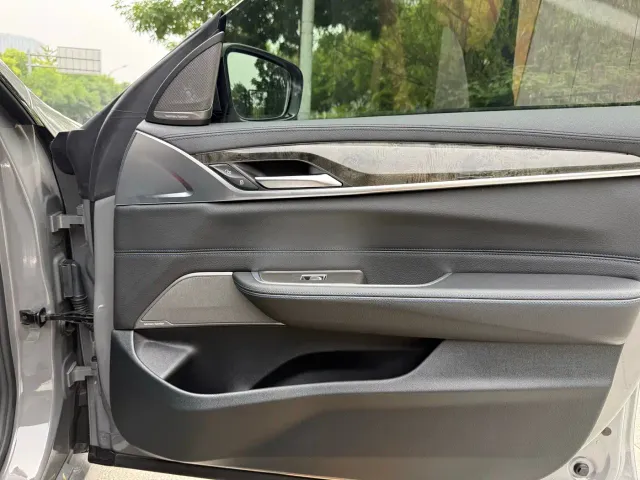 BMW 6 Series Gran Turismo — Фото автомобиля 9