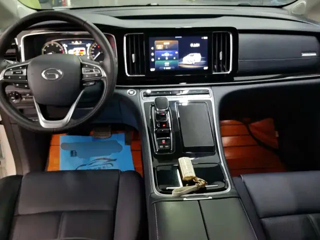 GAC Trumpchi M8 — Фото автомобиля 12